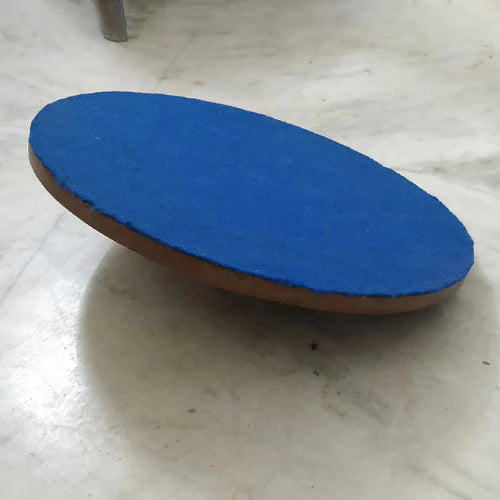 WOBBLE BOARD